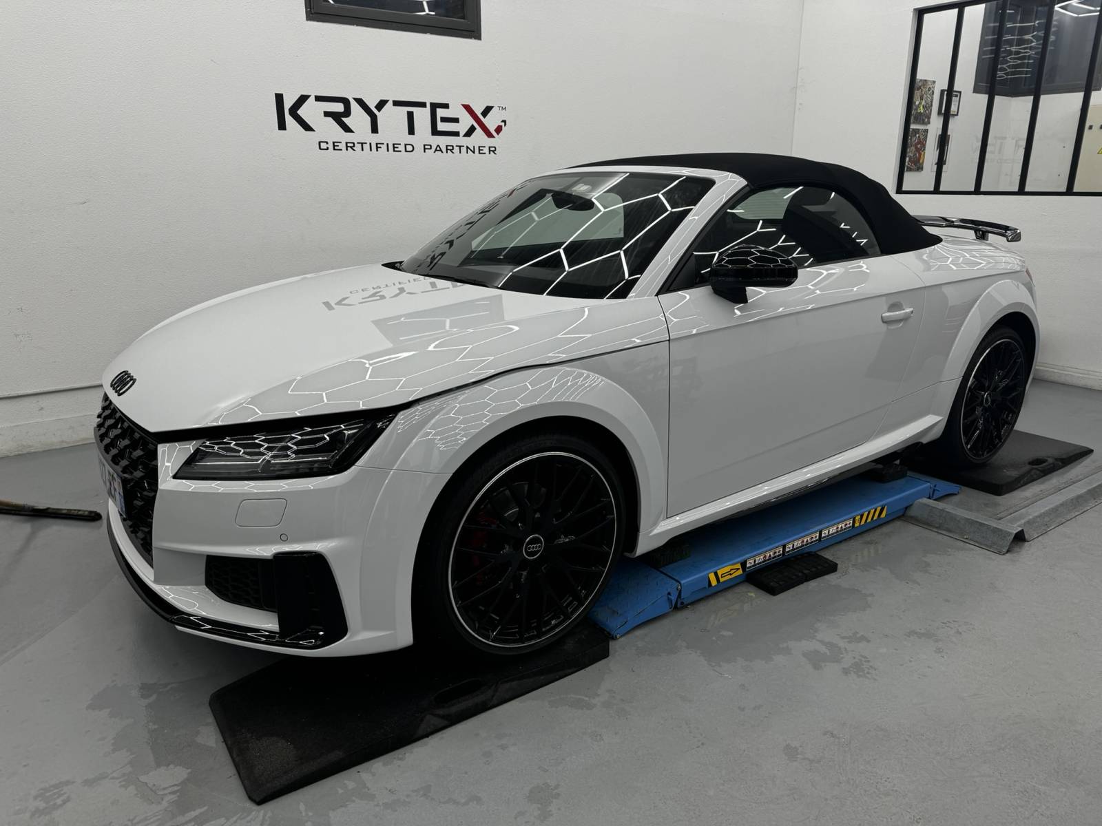 Prix pour l'application et la pose de film de protection de carrosserie pour voiture à Vélizy-Villacoublay dans les Yvelines 78