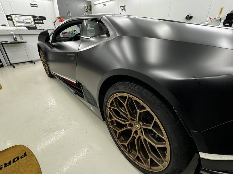 Réparation PPF pour Lamborghini Huracan Spider à Saint-germain de la grange Yvelines
